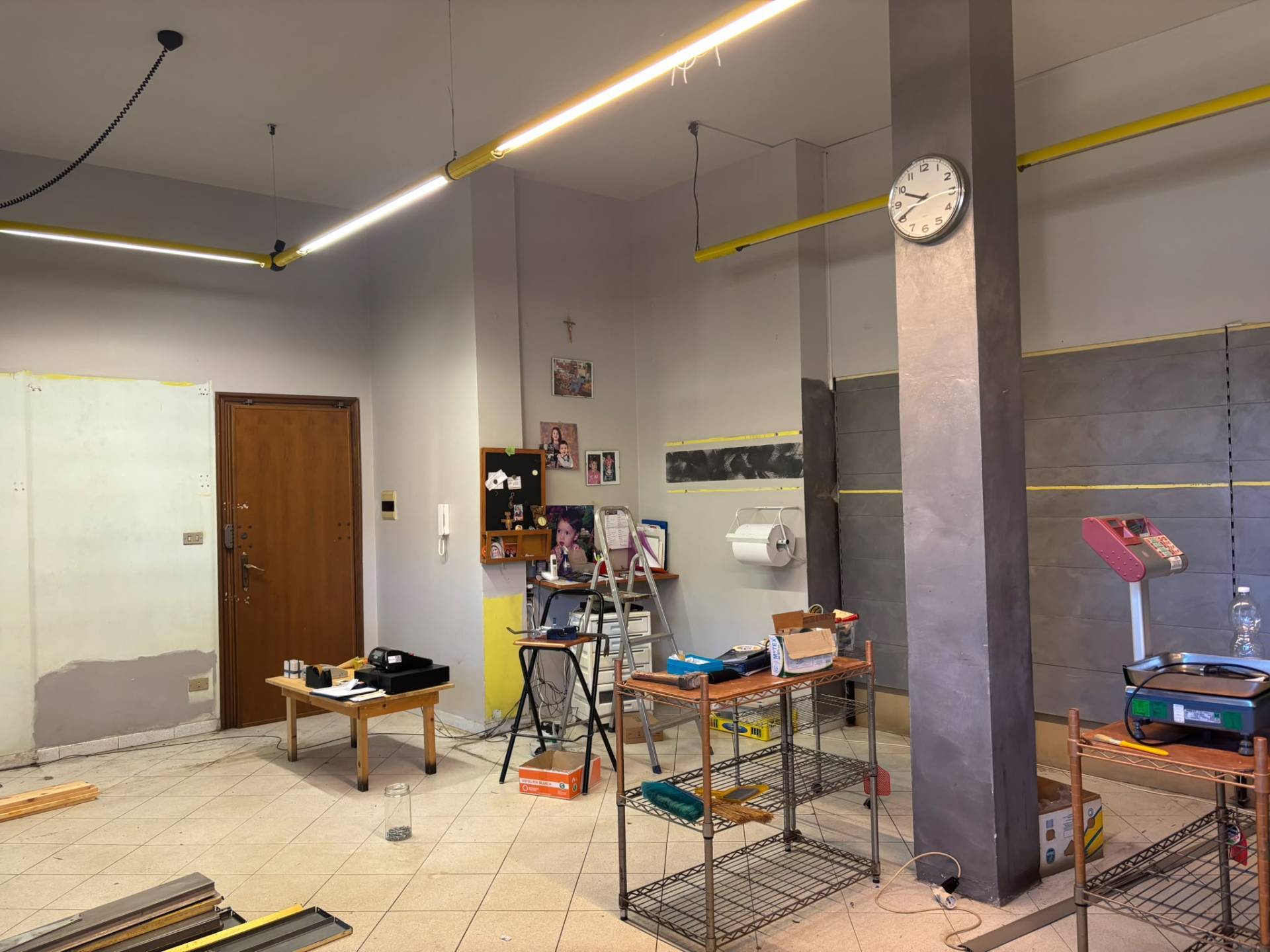 Locale commerciale in affitto a Villastellone, Villastellone