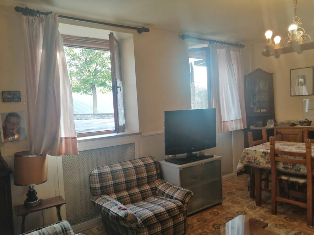 Casa nei borghi e castelli in vendita a Frontone, Castello