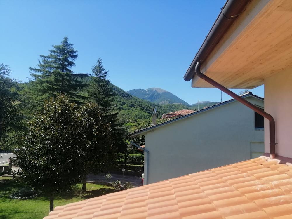 villa singola in vendita a Frontone