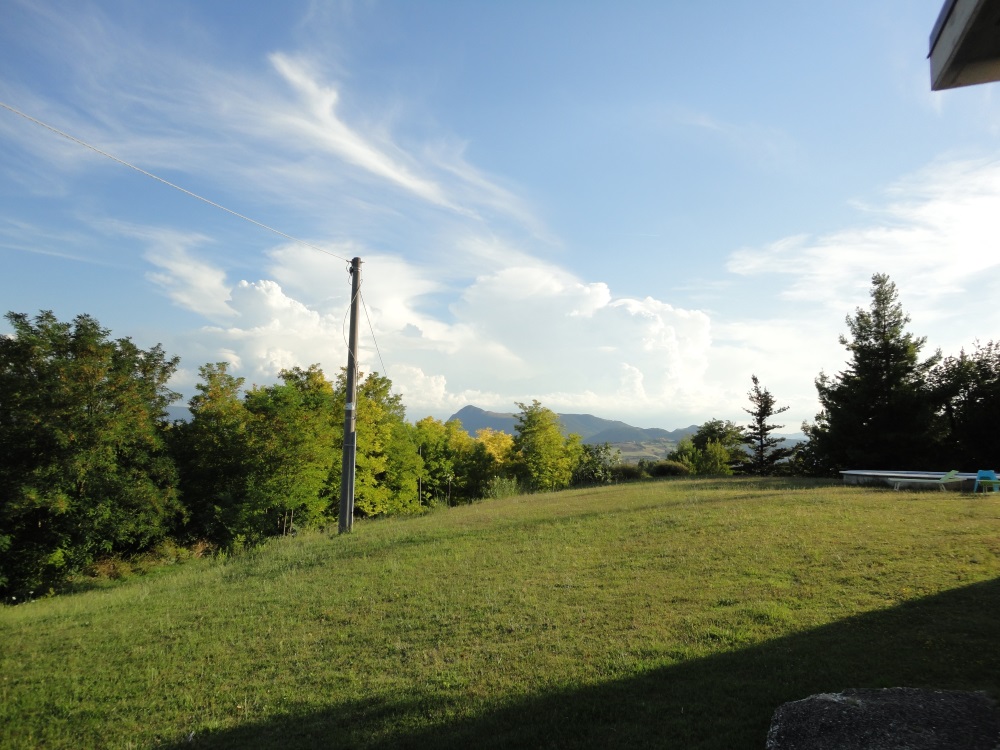 Casa ristrutturata (in campagna) in vendita a Poggio San Marcello
