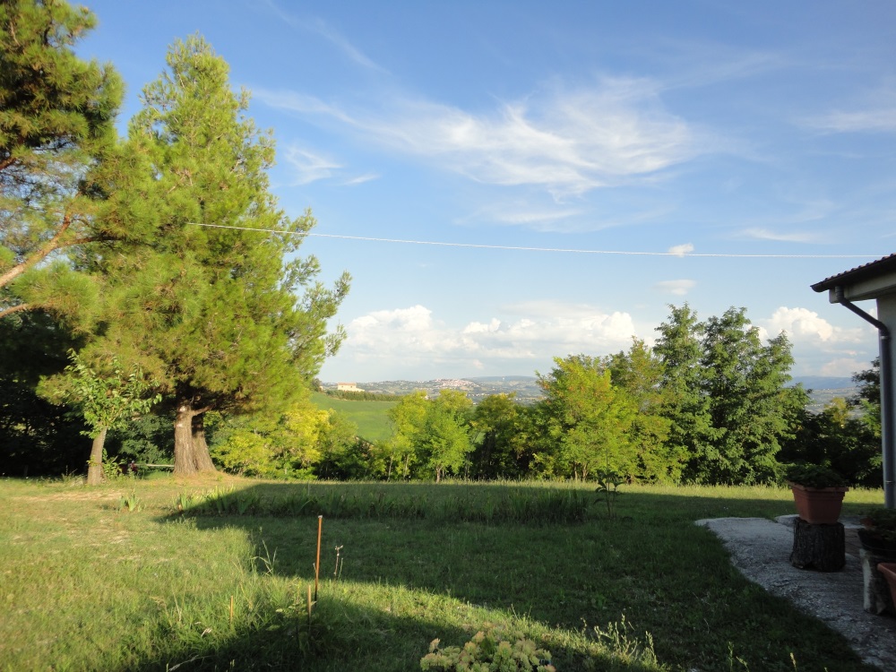 Casa ristrutturata (in campagna) in vendita a Poggio San Marcello