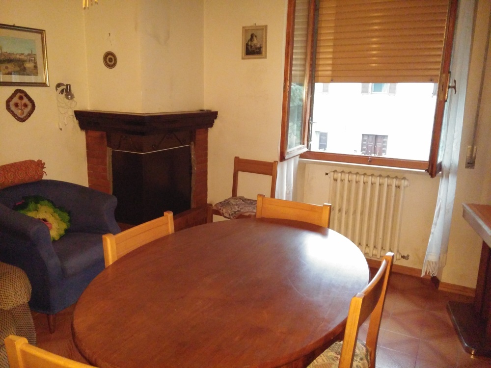 Casa nei borghi e castelli in vendita a Poggio San Marcello