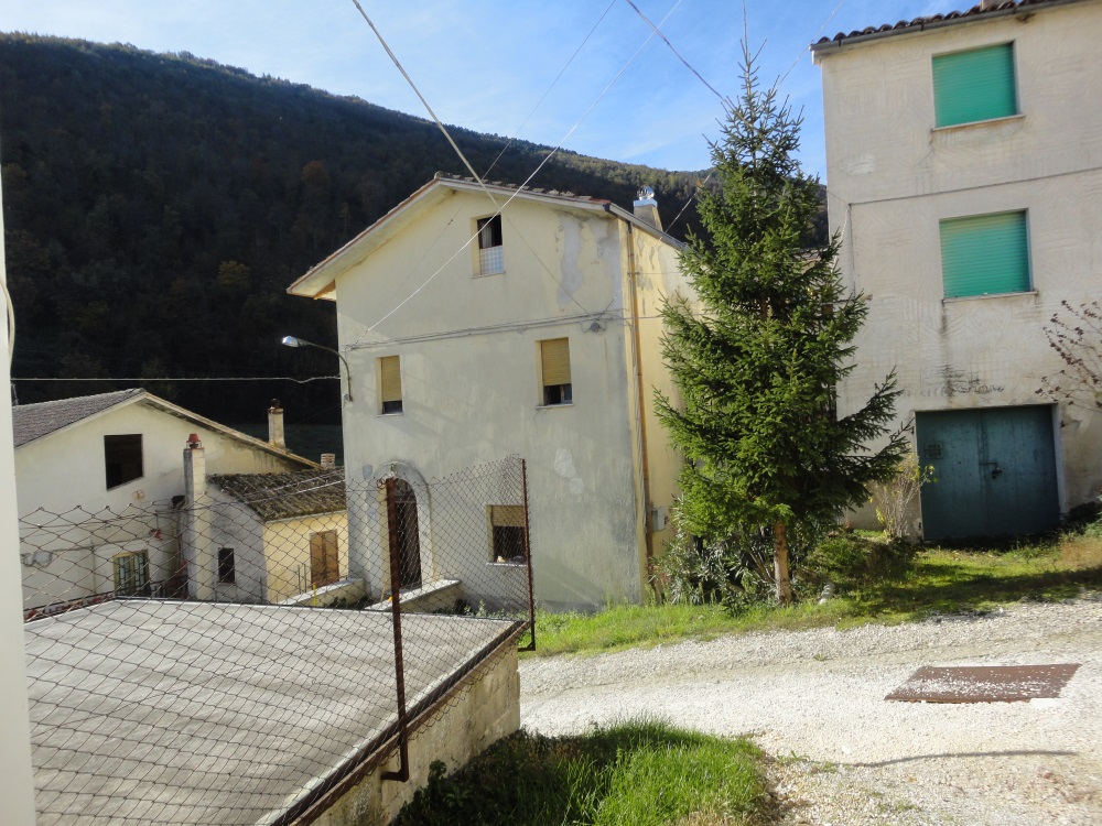 Casa nei borghi e castelli in vendita a Apiro