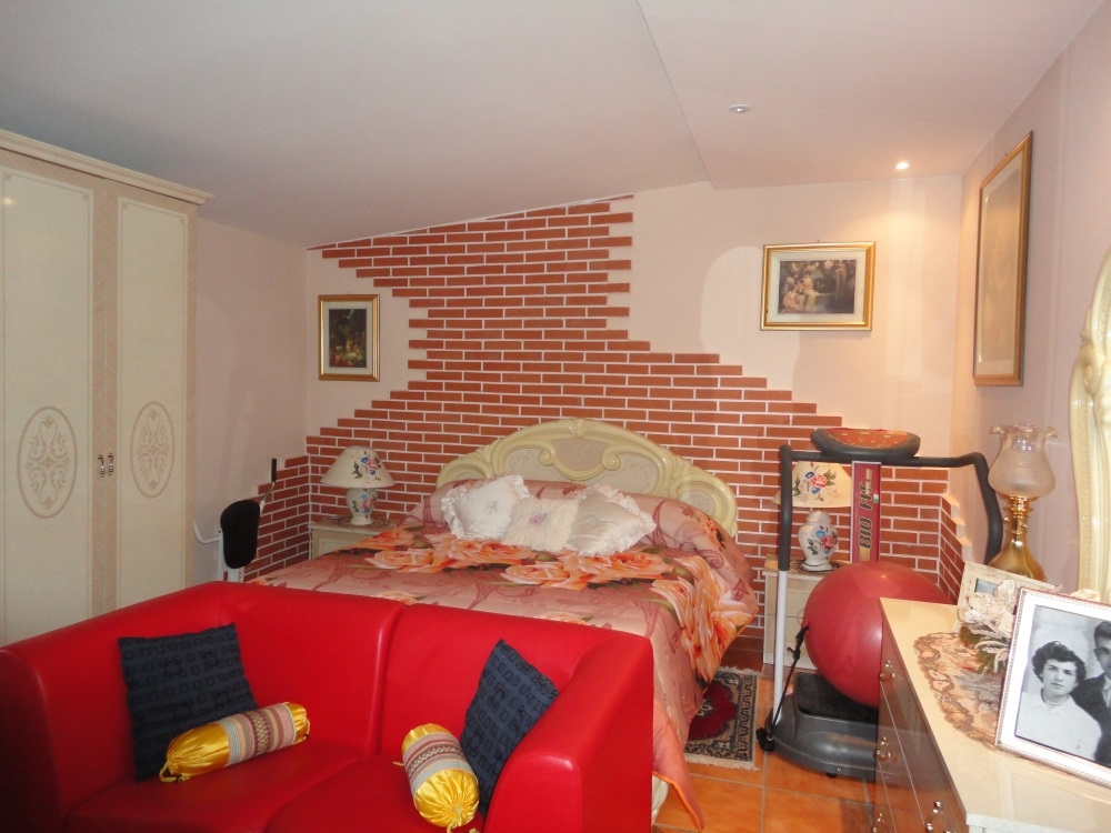 Villa in campagna in vendita a Jesi