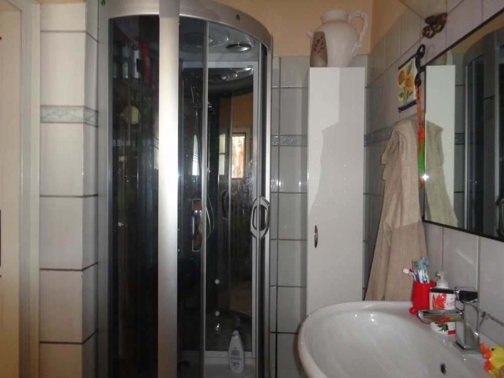 Villa in campagna in vendita a Jesi