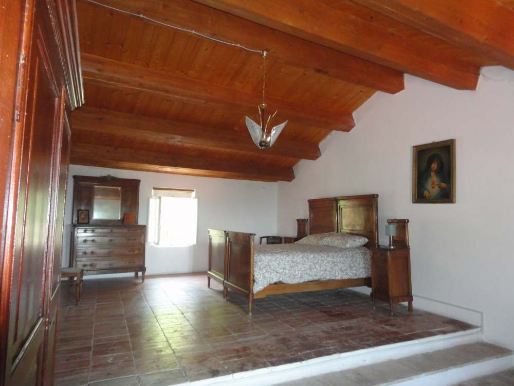 Casa nei borghi e castelli in vendita a Cupramontana