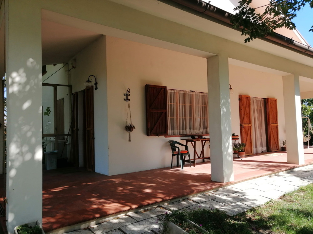 Villa in campagna in vendita a Ostra