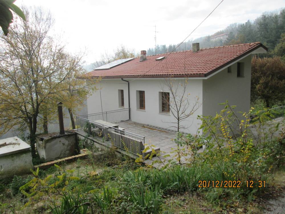 Villa in campagna in vendita a Poggio San Marcello