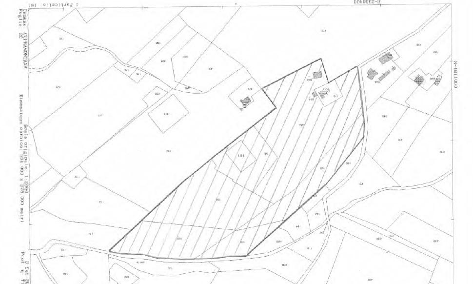 Casa parzialmente ristrutturata (in campagna) in vendita a Cupramontana