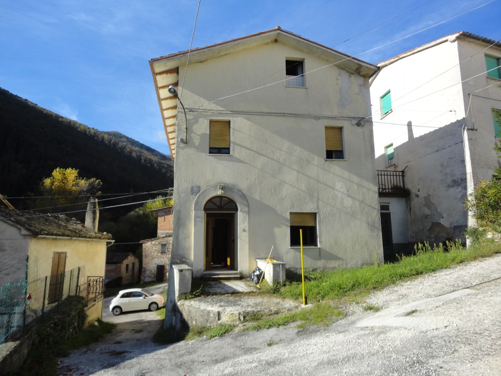 Casa nei borghi e castelli in vendita a Apiro