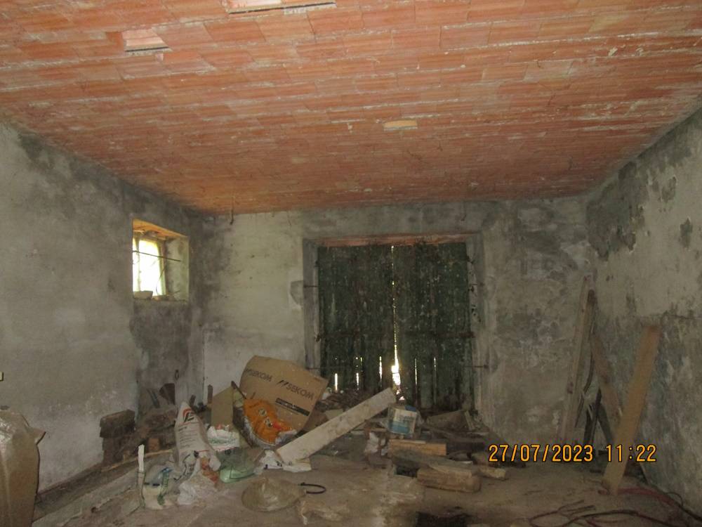 Locale commerciale in vendita a Cupramontana