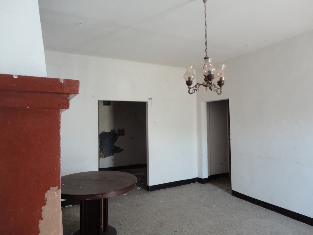 Casa da ristrutturare (in campagna) in vendita a Montelupone, San Firmano