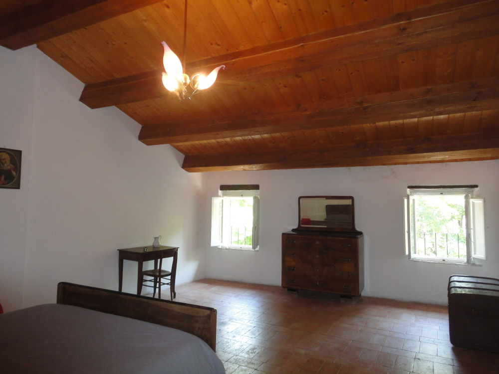 Casa nei borghi e castelli in vendita a Cupramontana