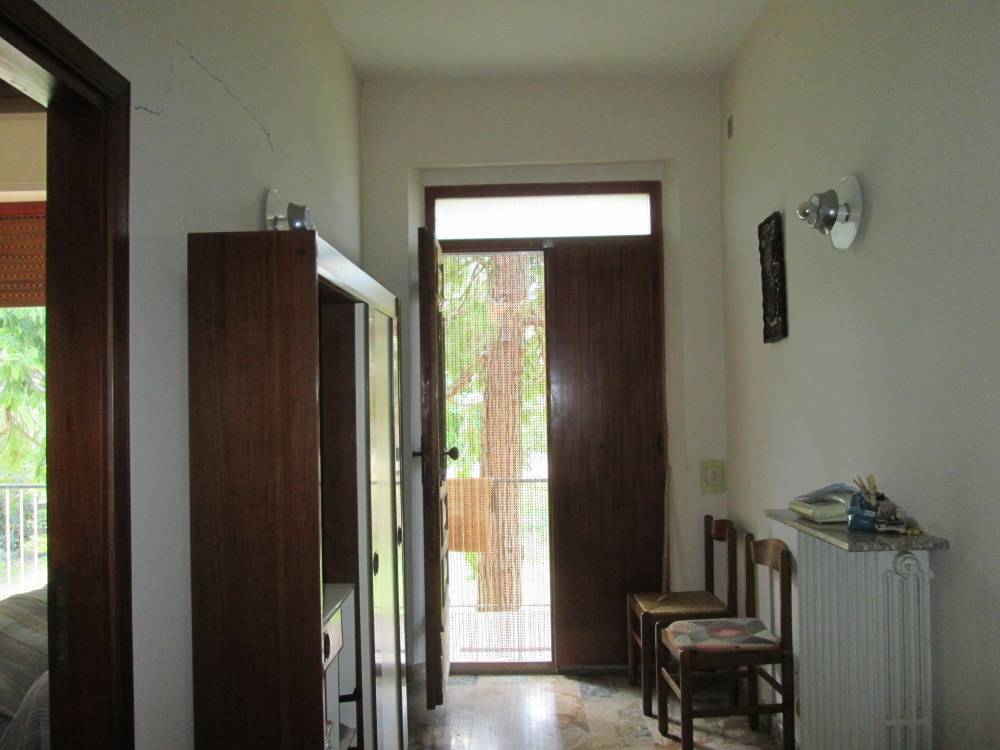 Casa in pietra con terreno in vendita a Mergo