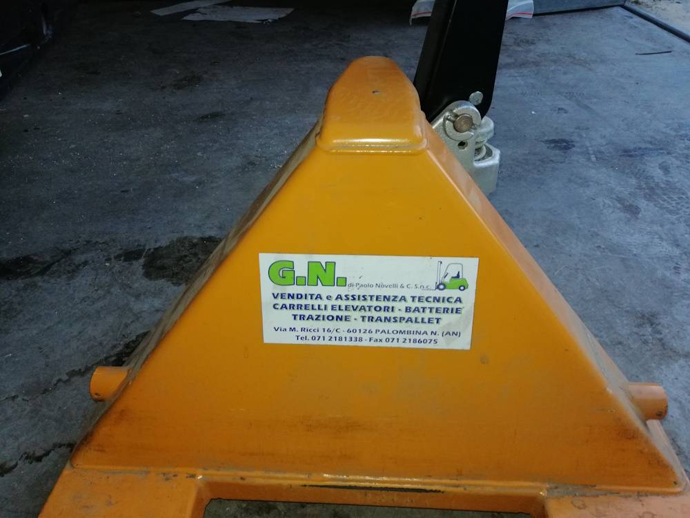 Attivit commerciale in vendita a Monsano