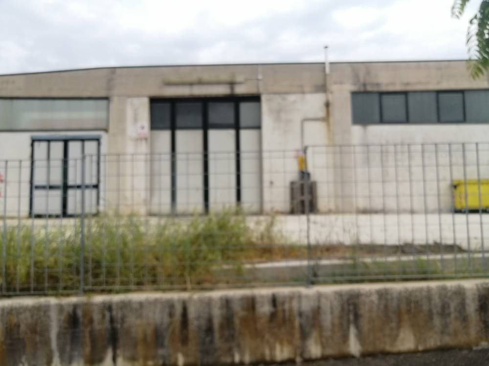 Capannone in vendita a San Marcello