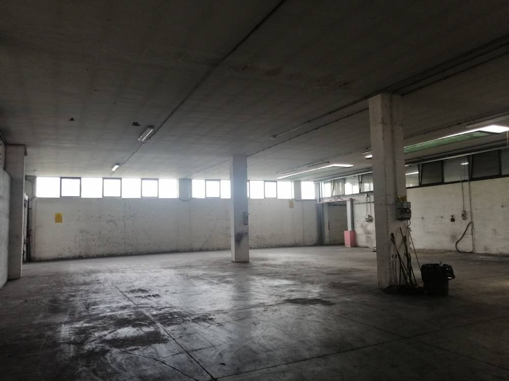 Capannone in vendita a San Marcello