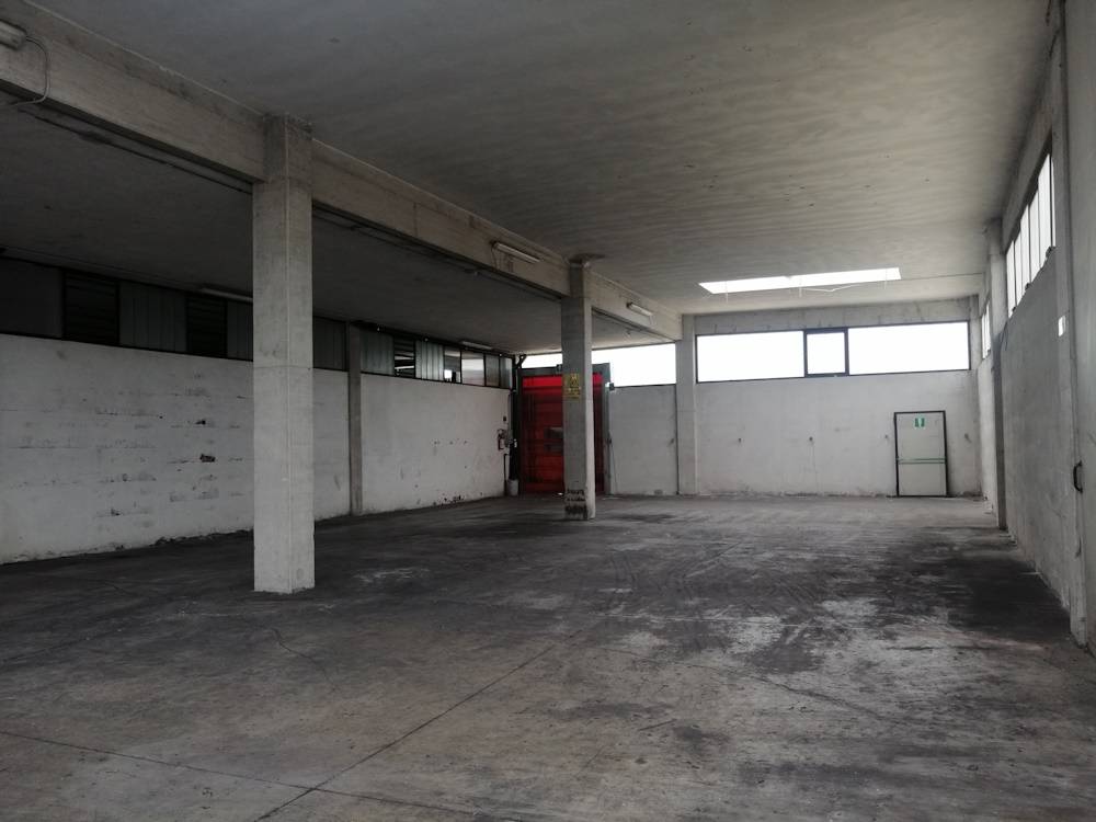 Capannone in vendita a San Marcello