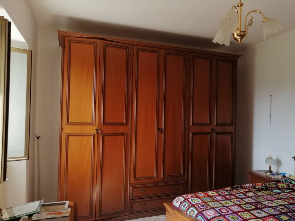 Casa in pietra con terreno in vendita a Serra San Quirico