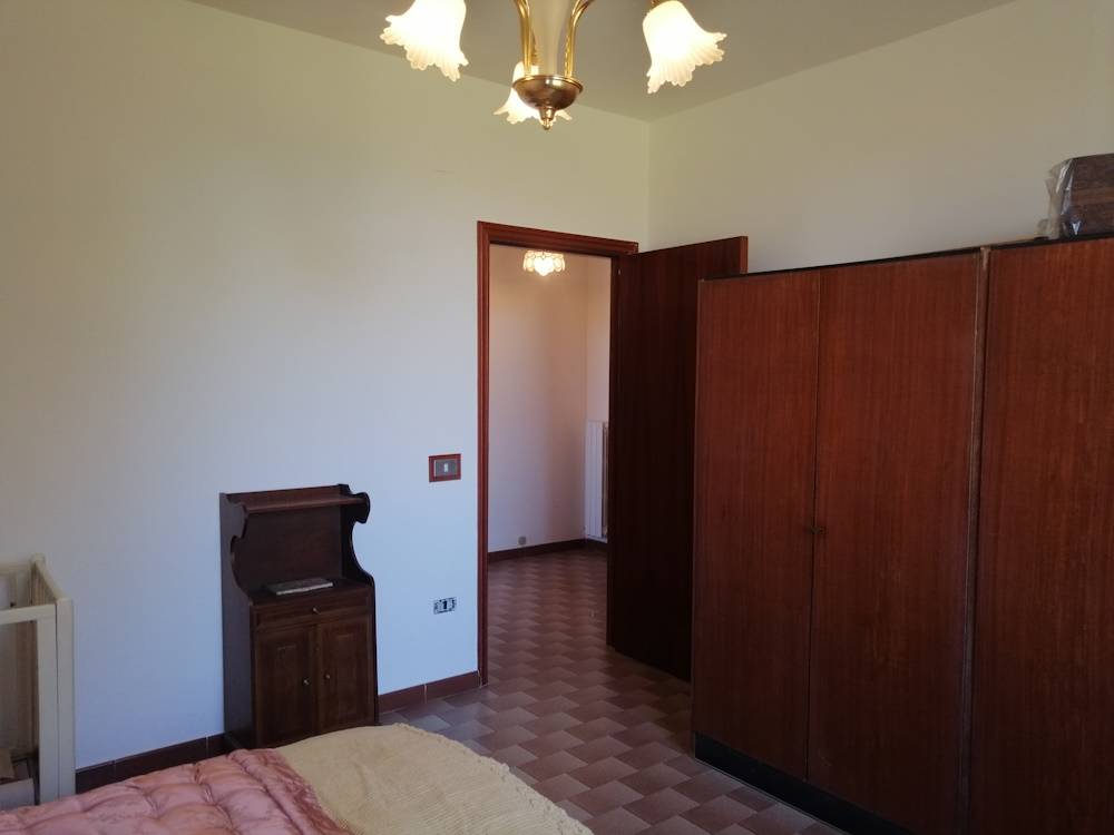 Appartamento / casa in citta\' della provincia in vendita a Monte San Vito