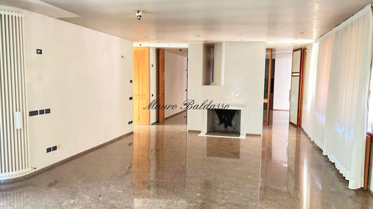 Casa indipendente in vendita a Montebelluna