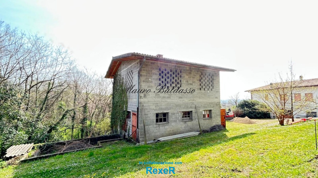 Rustico con giardino a Susegana