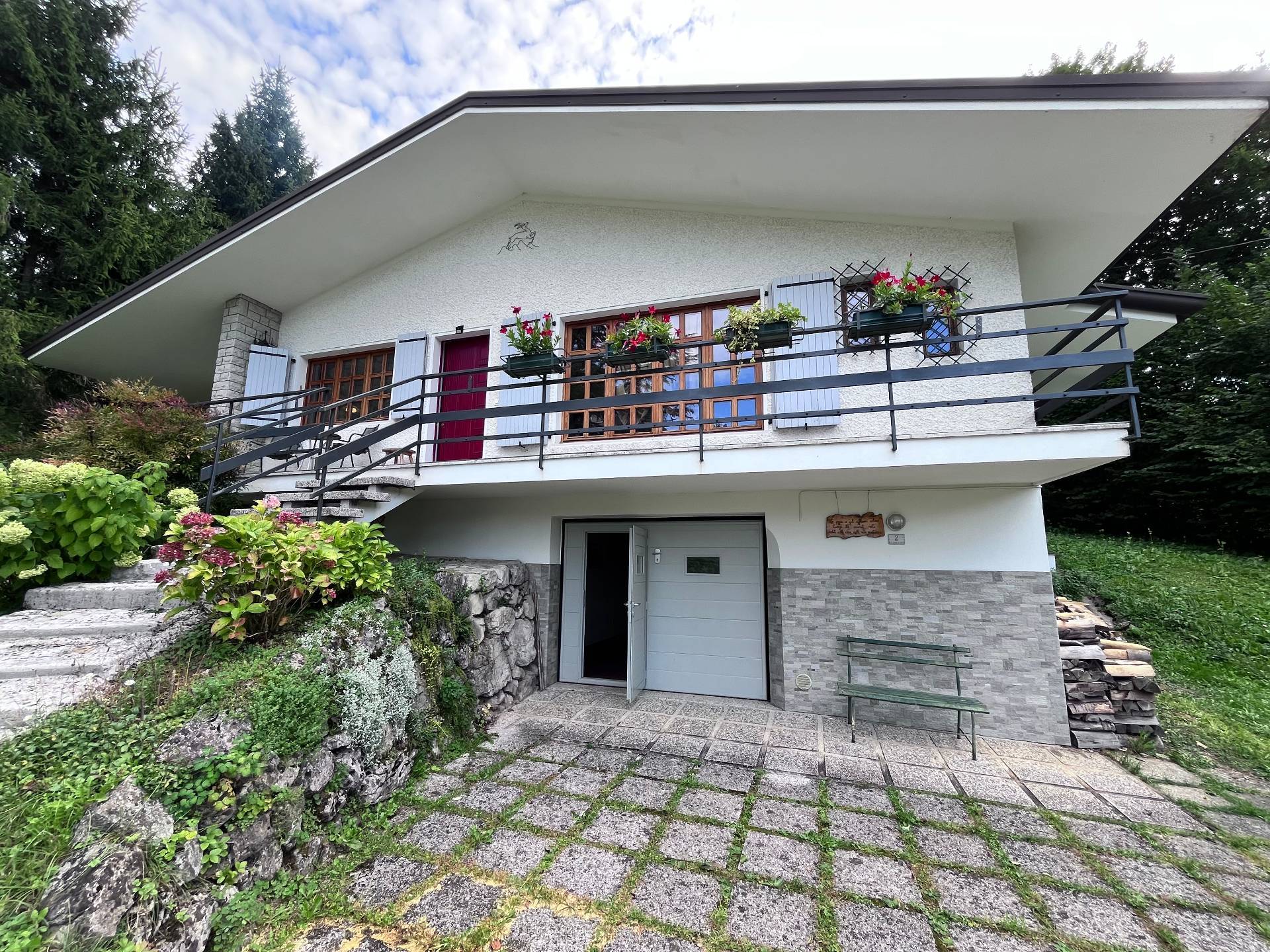 Casa indipendente con terrazzo, Tramonti di Sotto campone