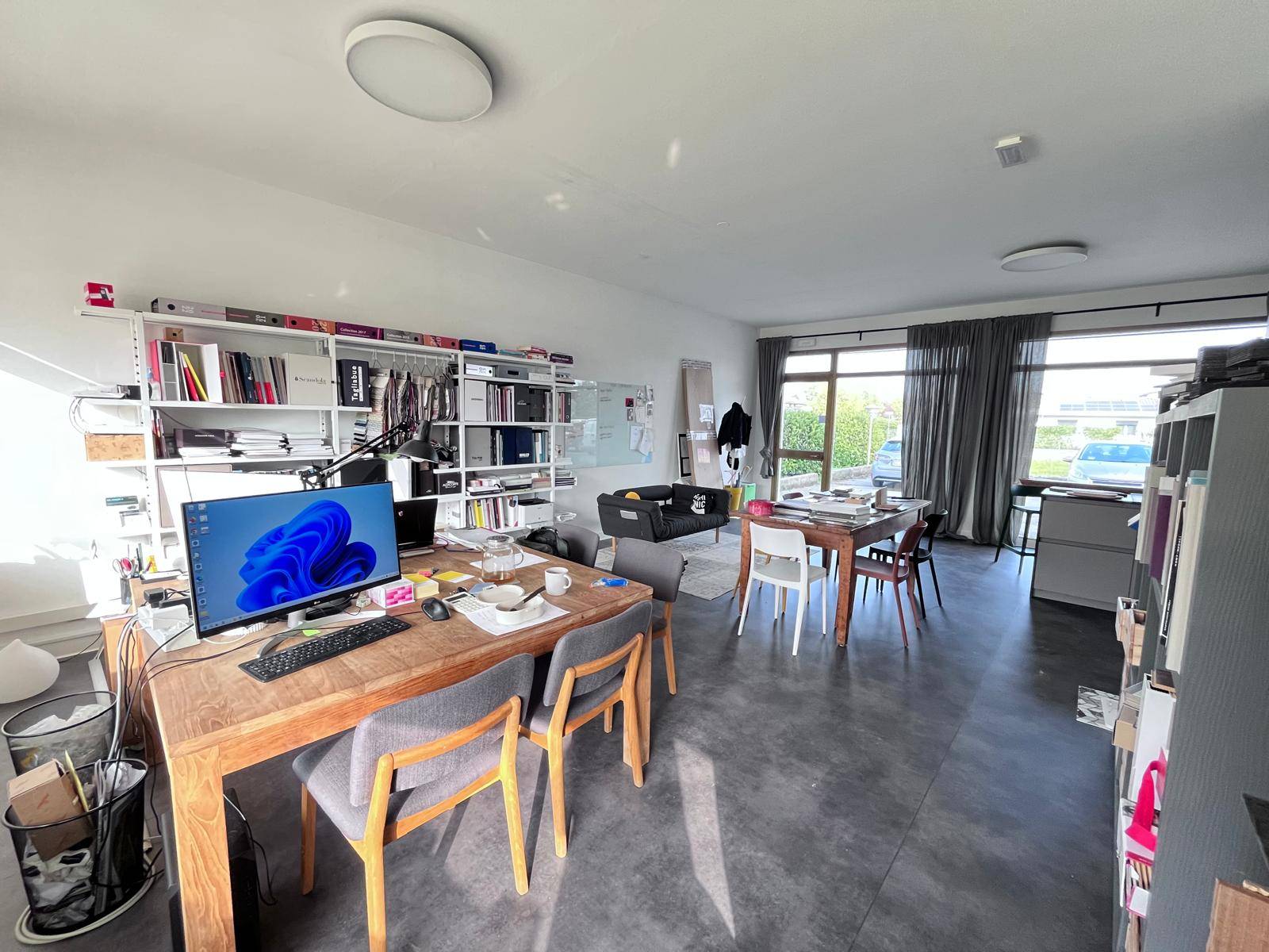 Locale commerciale in vendita a Porcia, Sant'Antonio