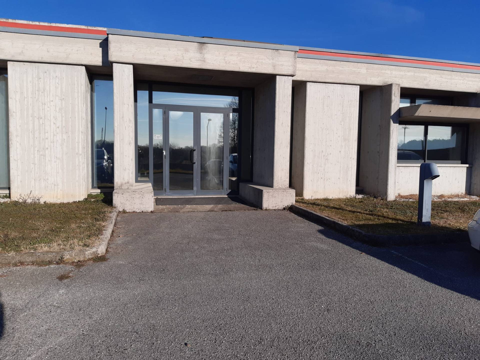 Ufficio in affitto a Pordenone, Periferia