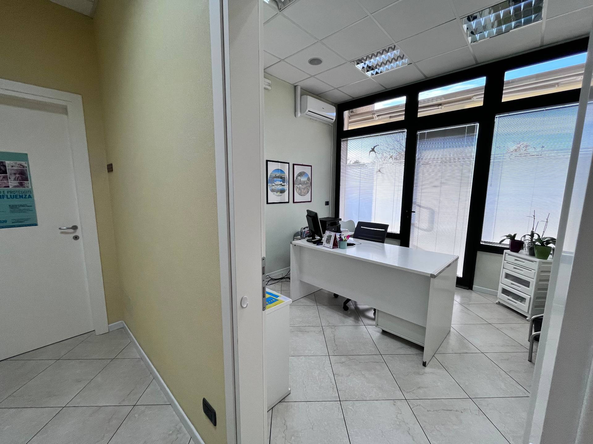 Ufficio in vendita a Pordenone, Vallenoncello