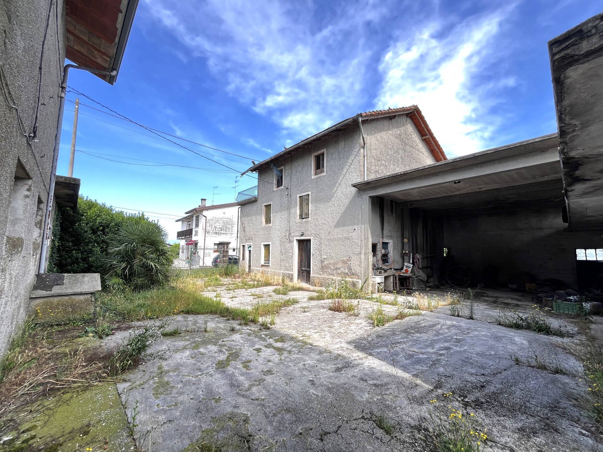 Casale di campagna in vendita a San Martino al Tagliamento
