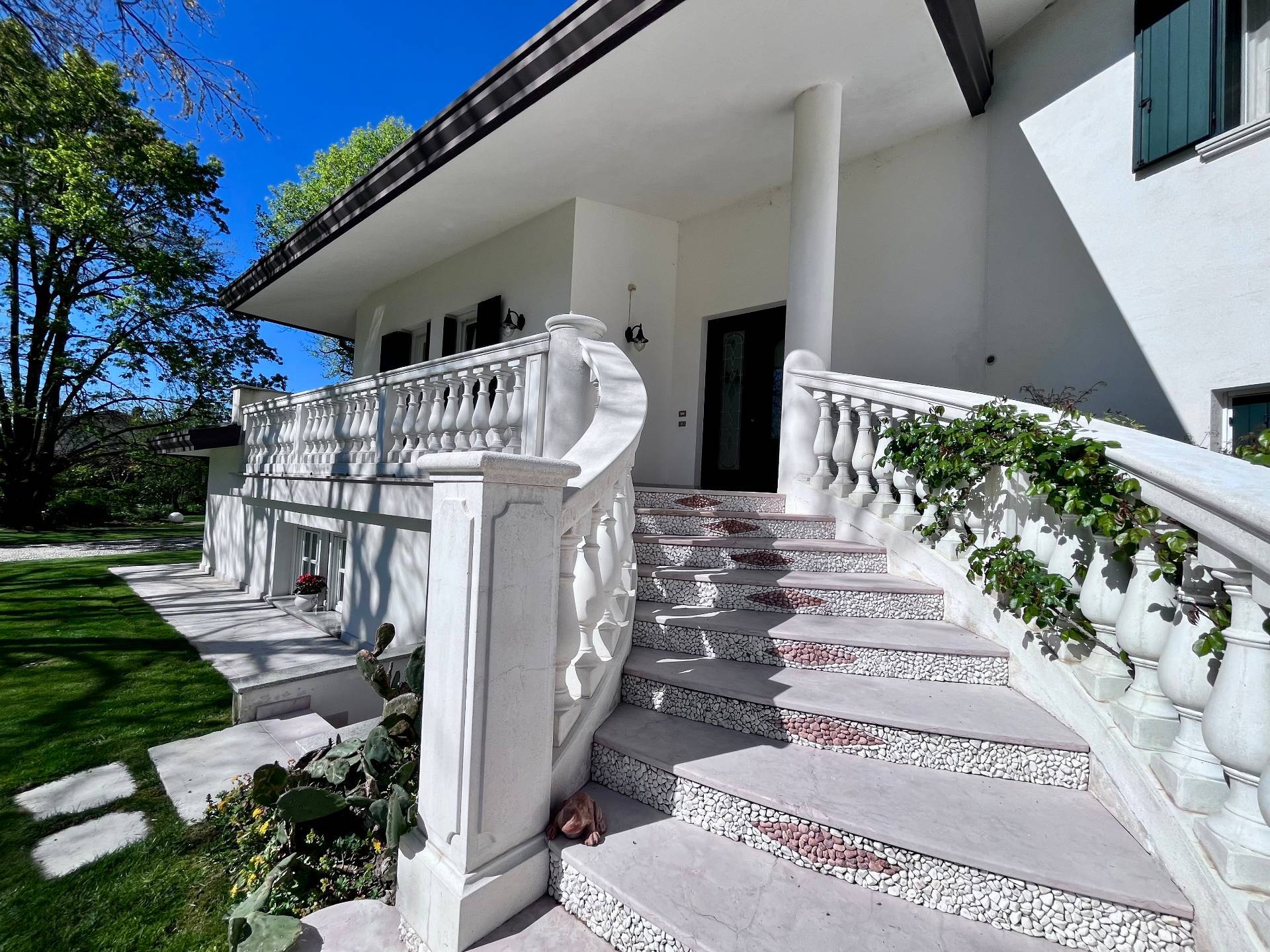 Villa in vendita a Pordenone, Torre