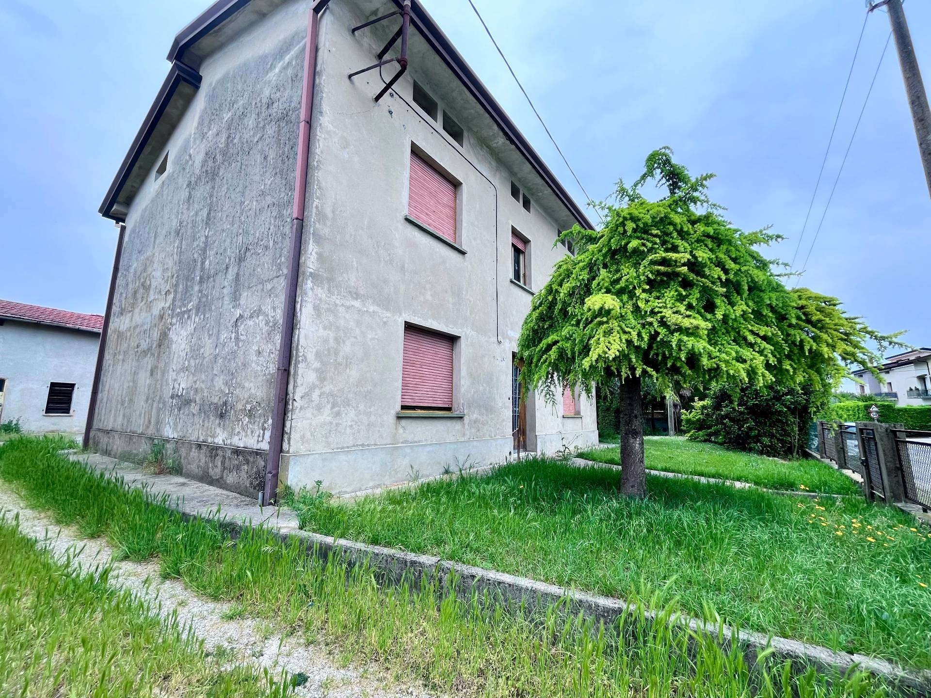 Casa singola in vendita a Pordenone, Borgomeduna