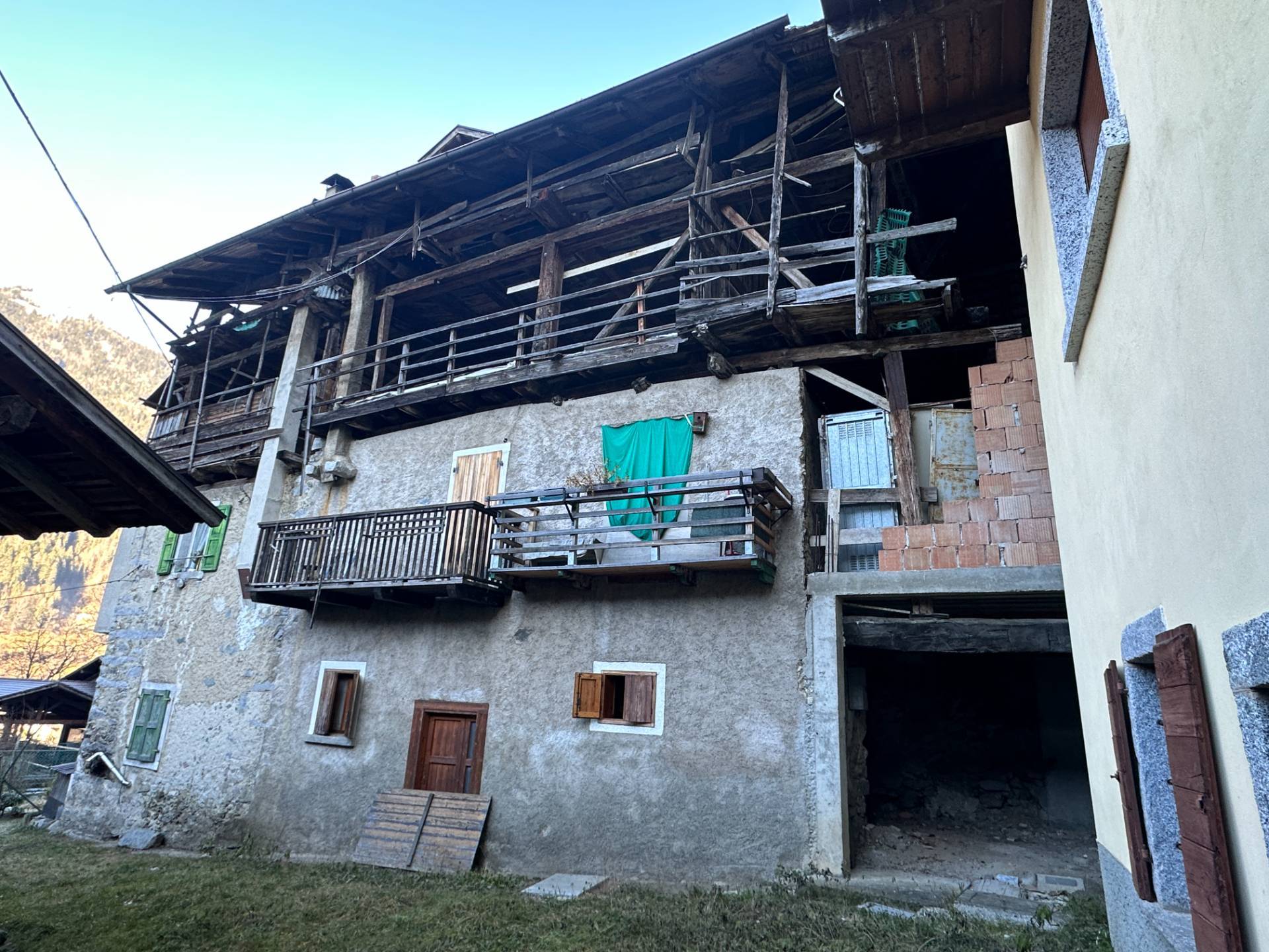 Porzione di casa in vendita a Bocenago