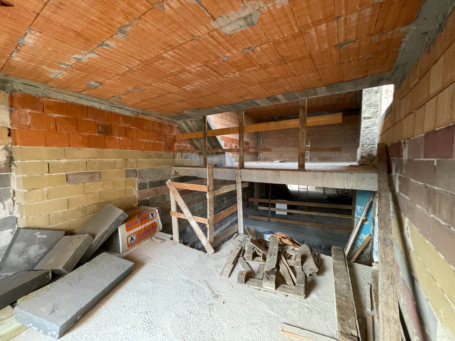 Porzione di casa in vendita a Bleggio Superiore, Cavrasto