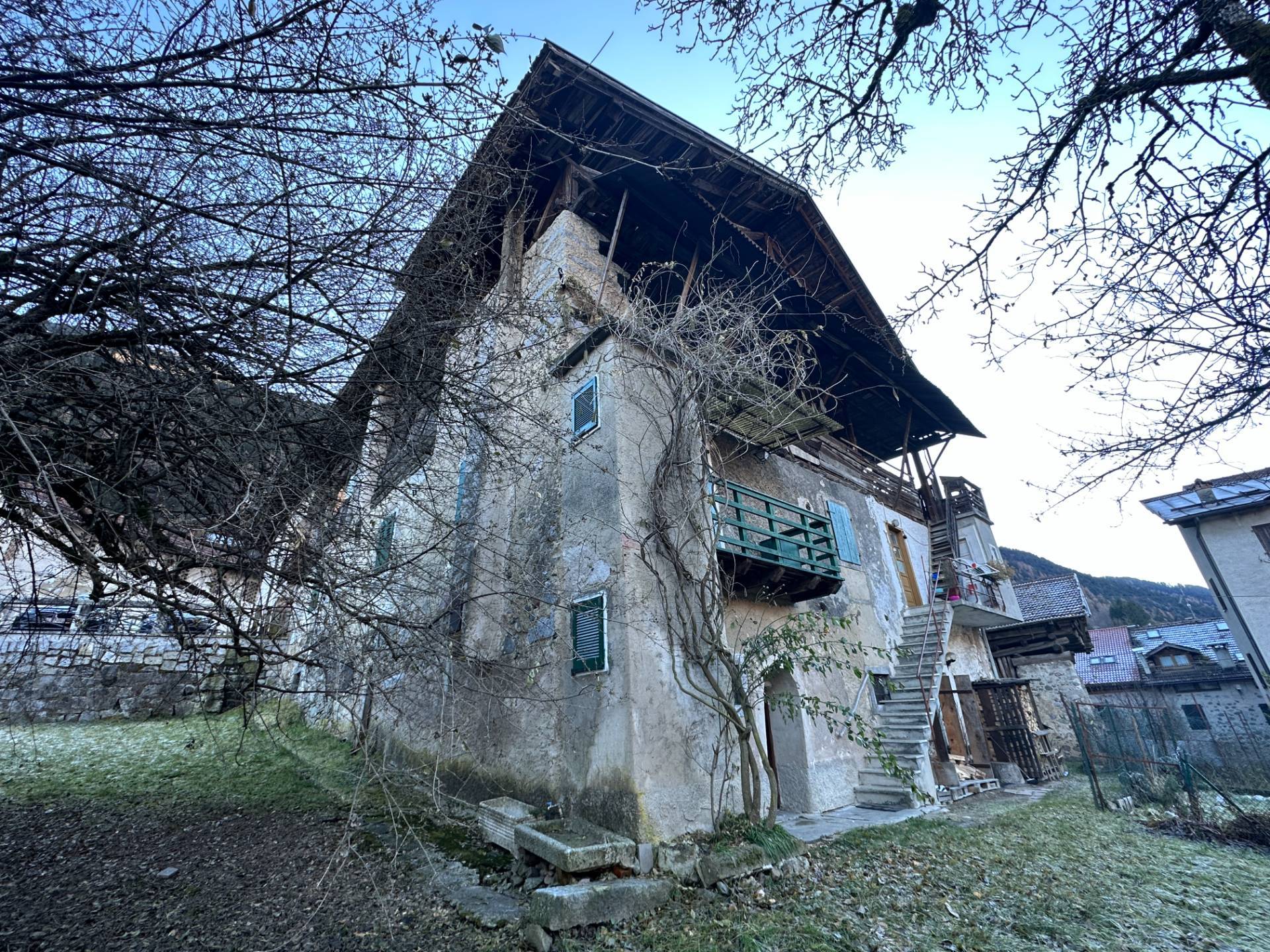 Palazzo / Stabile in vendita a Bocenago