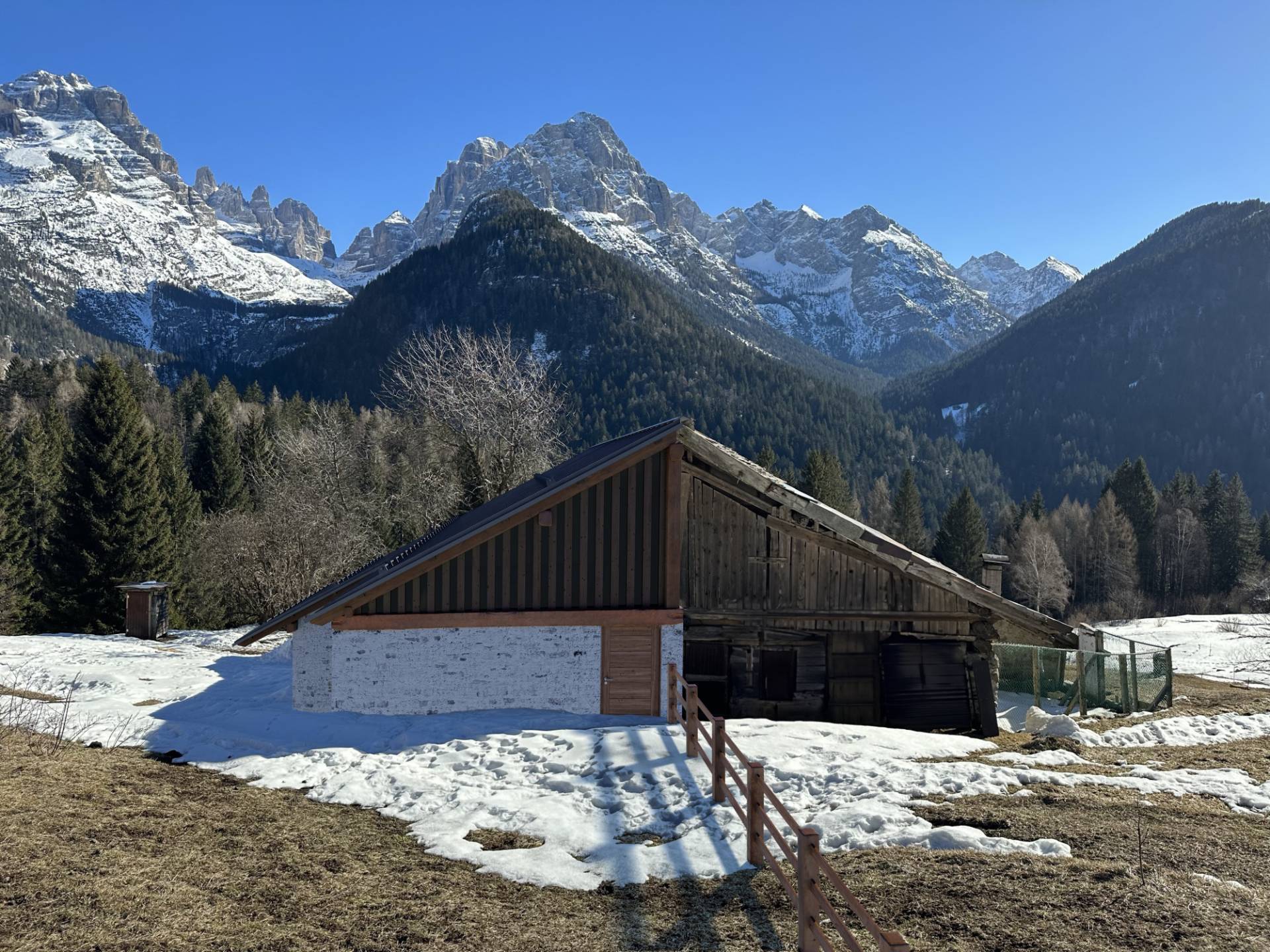 Baita in vendita a Pinzolo, Madonna di Campiglio
