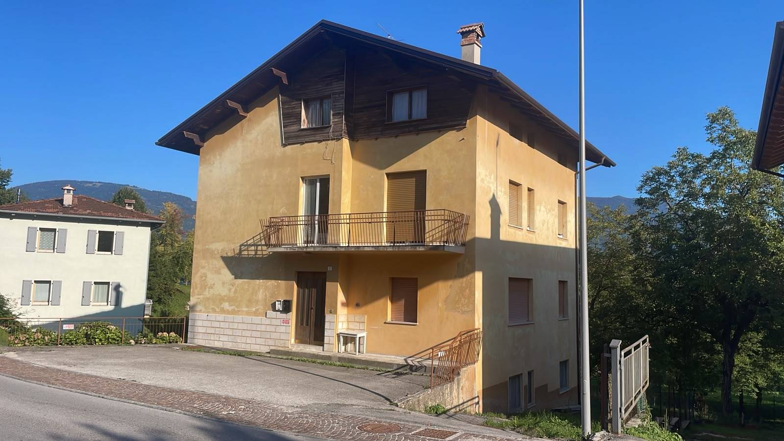 Quadrilocale in vendita a Bleggio Superiore, Madice - Balbido