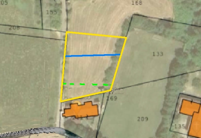 Terreno con giardino a Montese