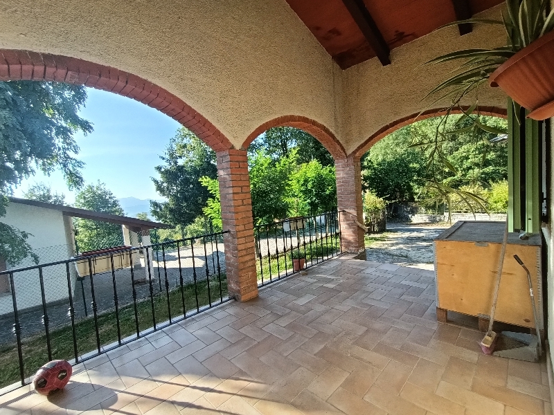 Quadrilocale con giardino a Gaggio Montano