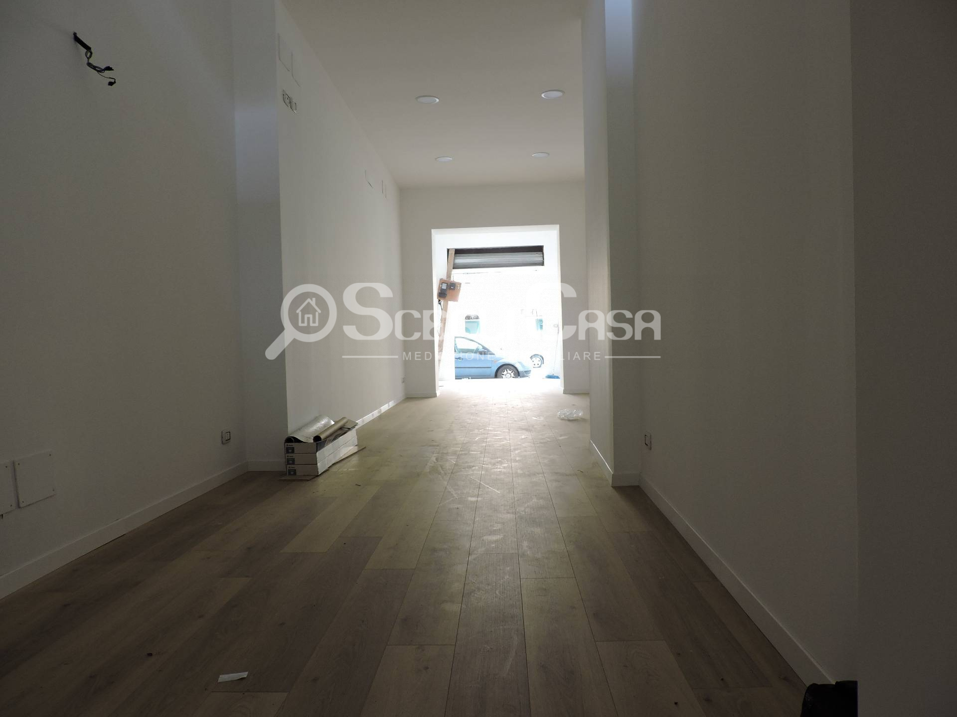 Locale commerciale in affitto a Palermo, Noce
