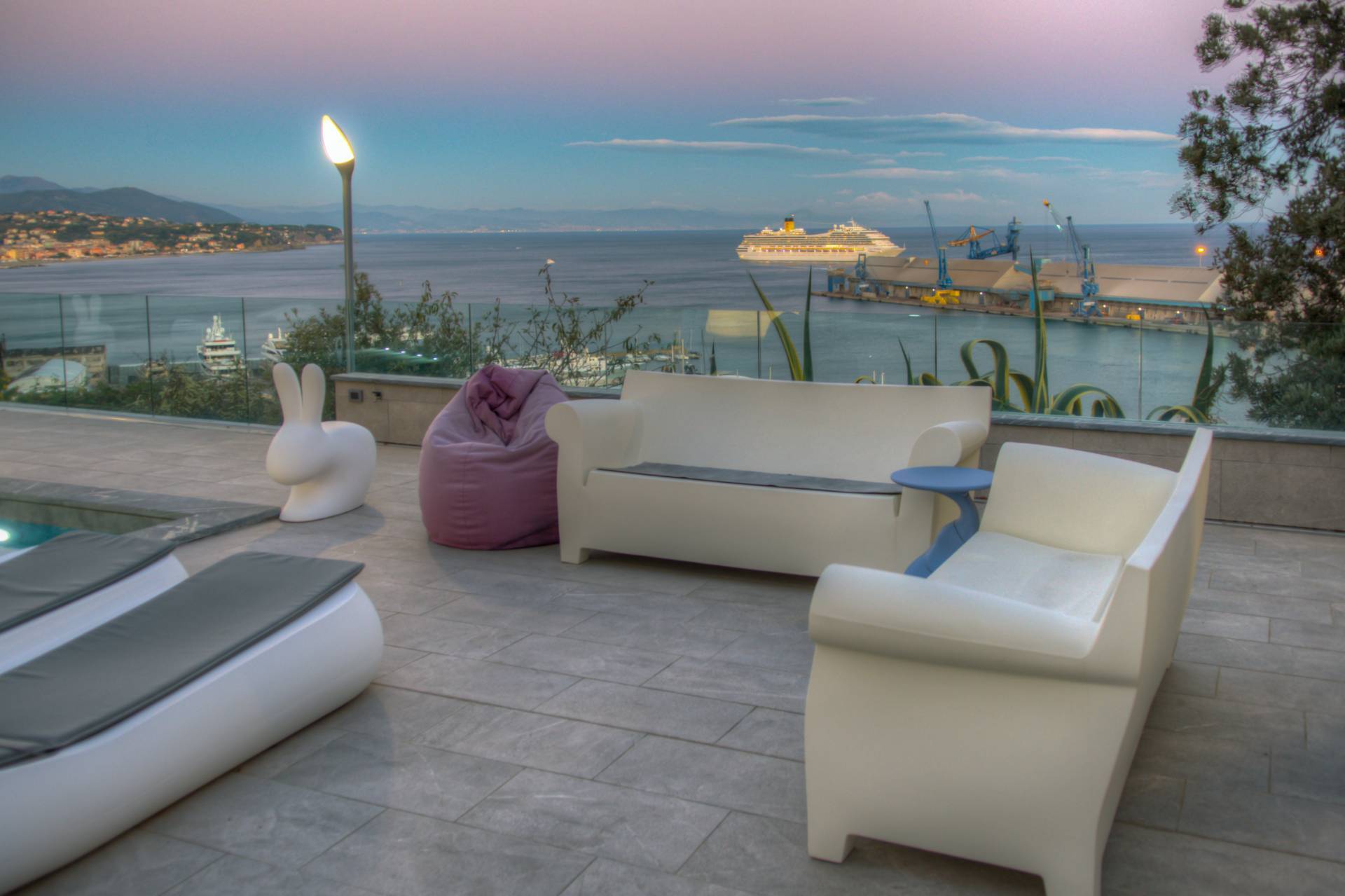 Villa in vendita a Savona, Valloria