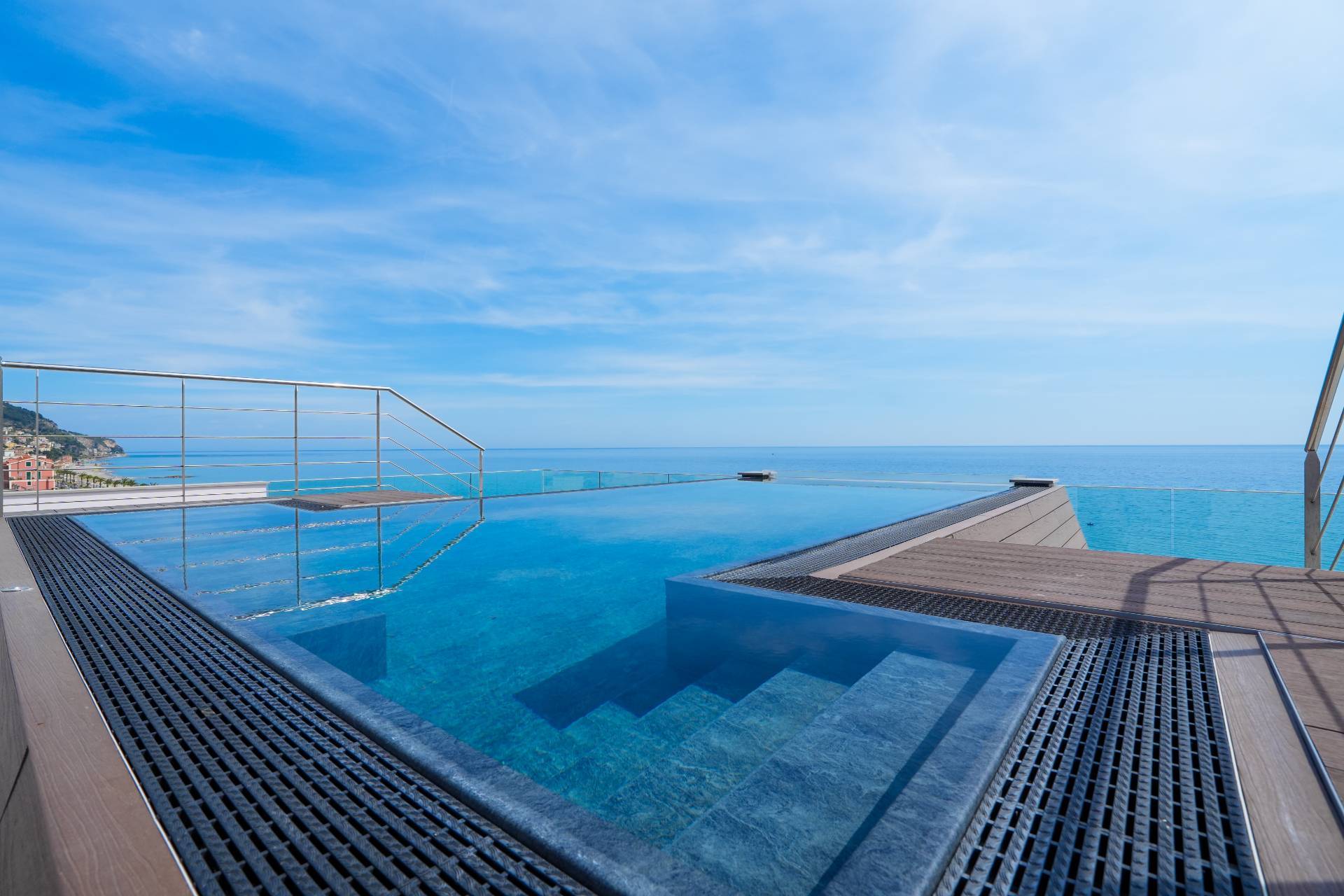 Appartamento in vendita a Pietra Ligure