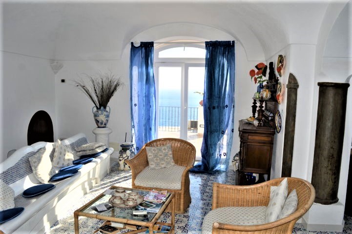 Appartamento indipendente in vendita a Praiano