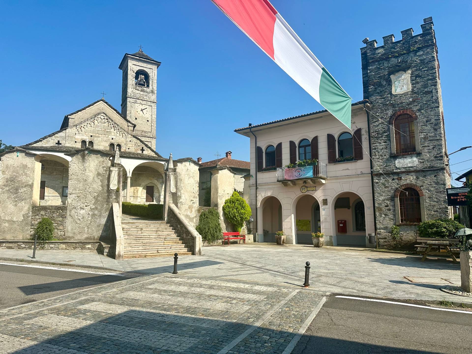 3 locali in vendita a Brovello-Carpugnino