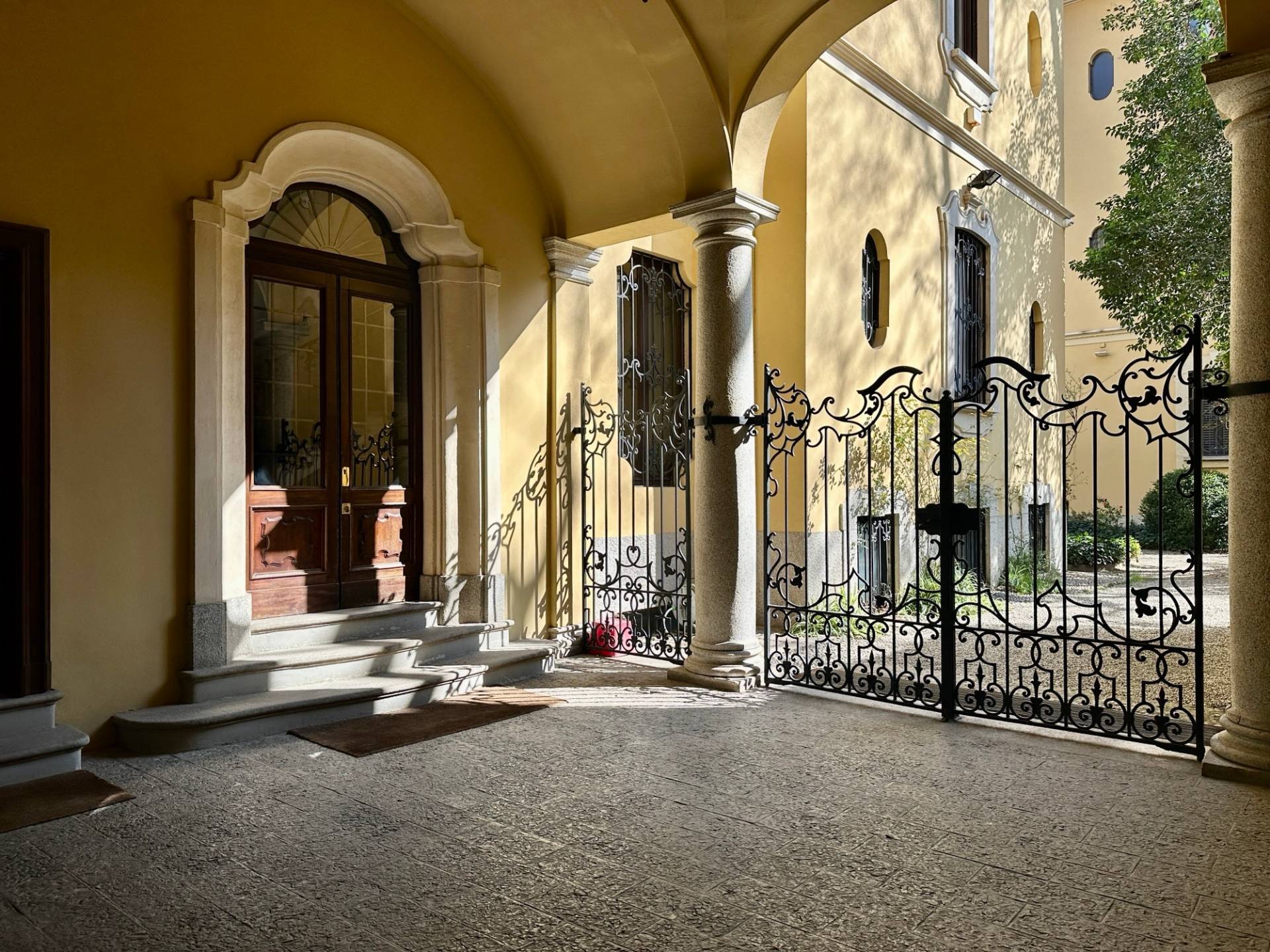 Ufficio in vendita a Milano, CATTOLICA