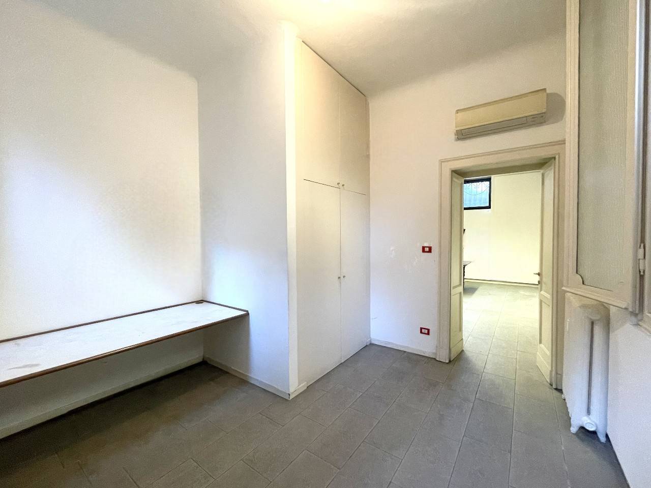 Ufficio in vendita a Milano, CATTOLICA