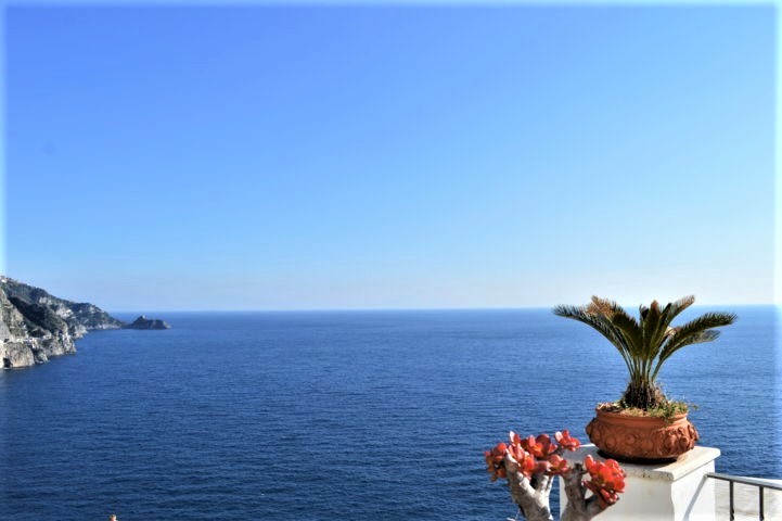 Appartamento indipendente in vendita a Praiano