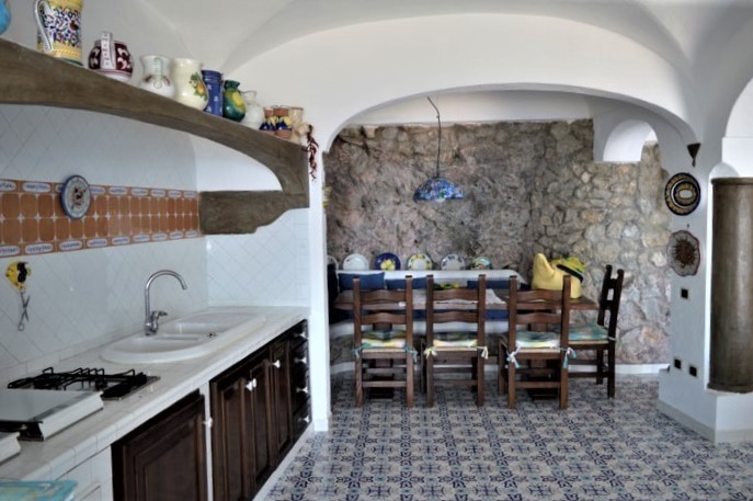 Appartamento indipendente in vendita a Praiano