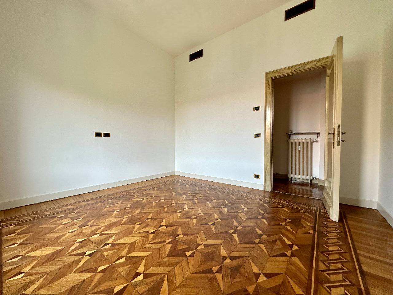 Appartamento in affitto a Milano, Porta Romana/Monte Nero